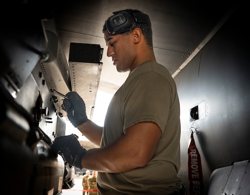 4Q Maintenance loadcrew competition