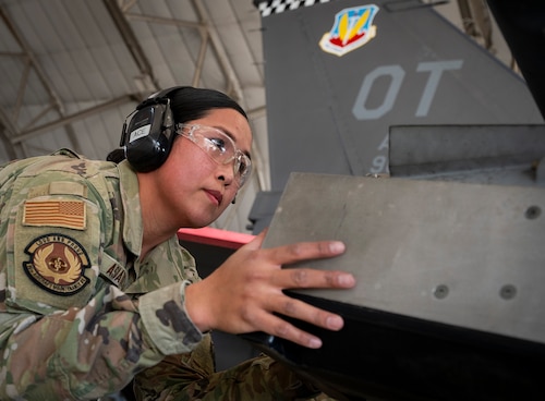4Q Maintenance loadcrew competition