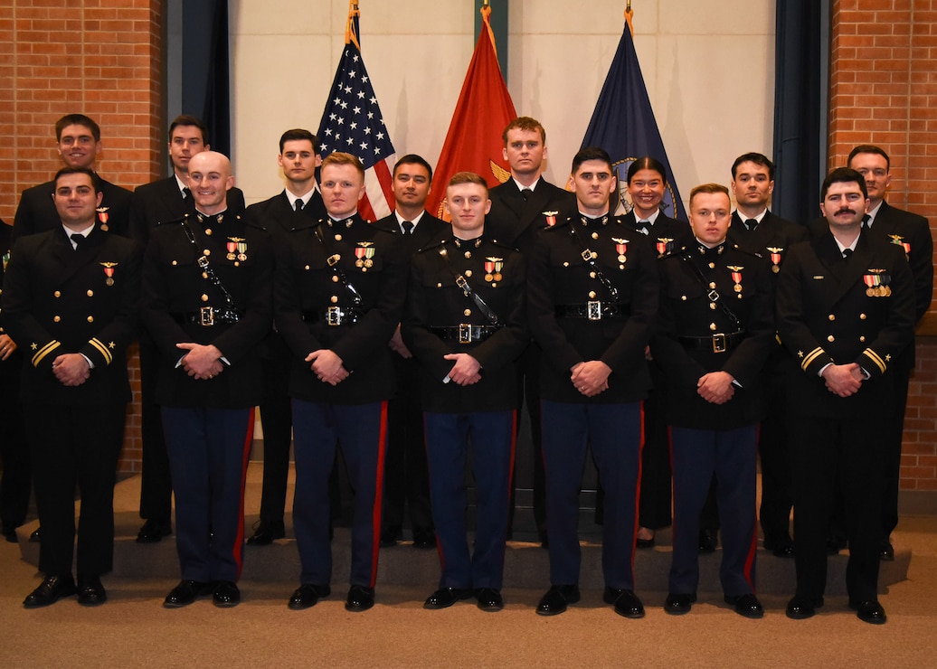 Fifteen Aviators earn Wings of Gold in January Ceremony