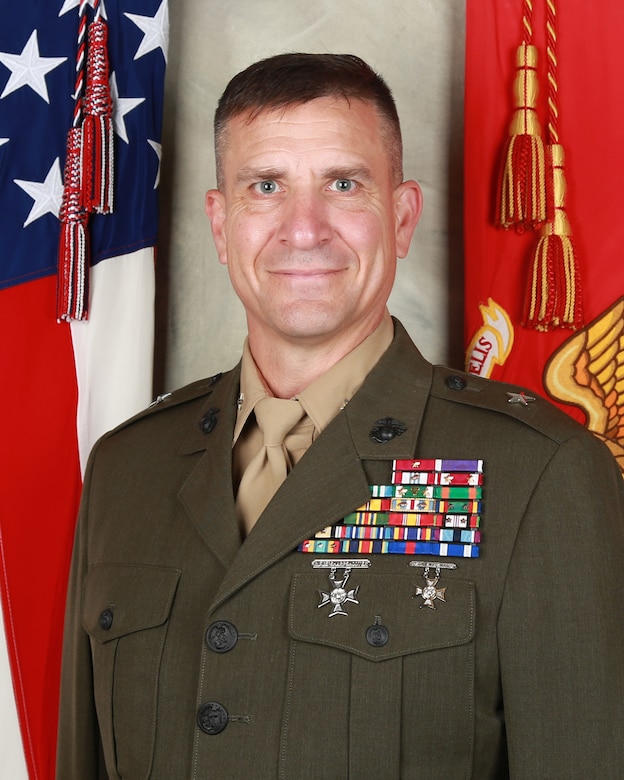 BGen Hoyle Headshot