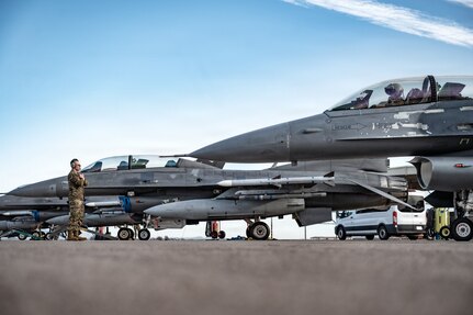 F-16s and airmen