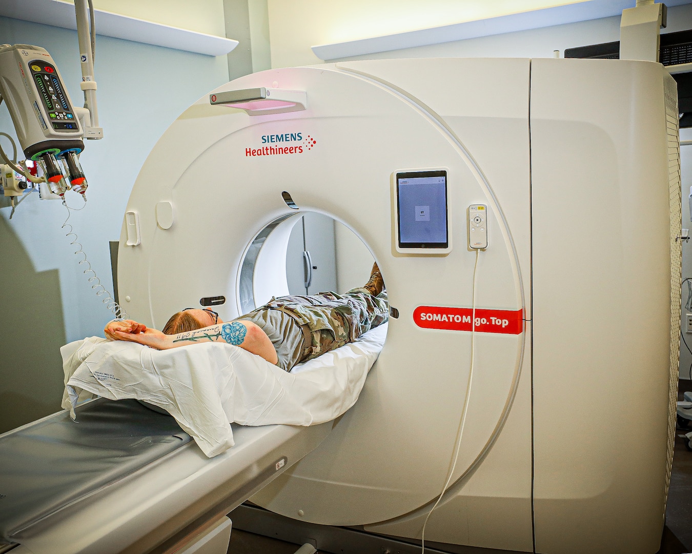 In February 2026, Irwin Army Community Hospital installed a new CT scanner delivering one of the most important advances in medical imaging: clearer images with less radiation exposure. CT imaging is used in diagnosing many of the injuries commonly seen in the Fort Riley military population, including complex fractures, head injuries, spinal trauma, and internal bleeding.