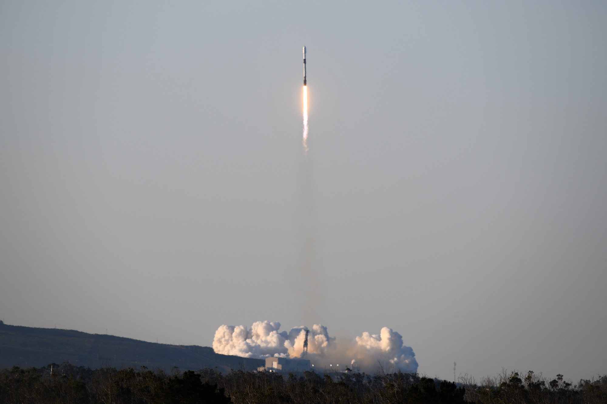 A Falcon 9 rocket carrying the Starlink 17-32 mission flies through the air after launching from Space Launch Complex 4 East (SLC-4E) at Vandenberg Space Force Base, Calif., Feb. 2, 2026.