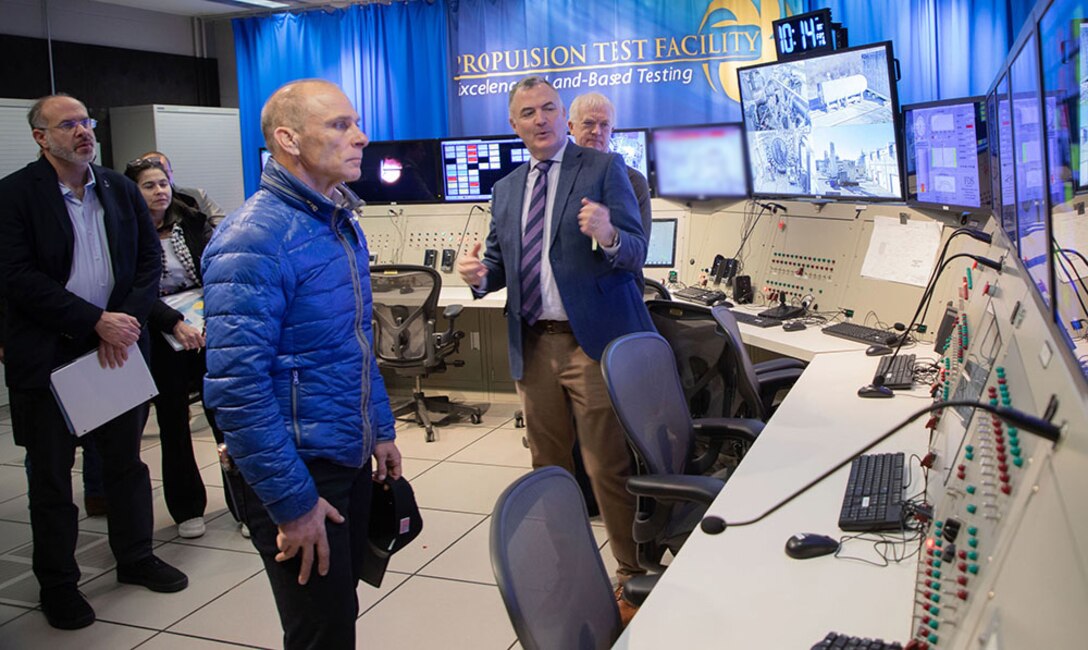 NUWC Division Newport discusses building partnerships with RI commerce officials, industry representatives