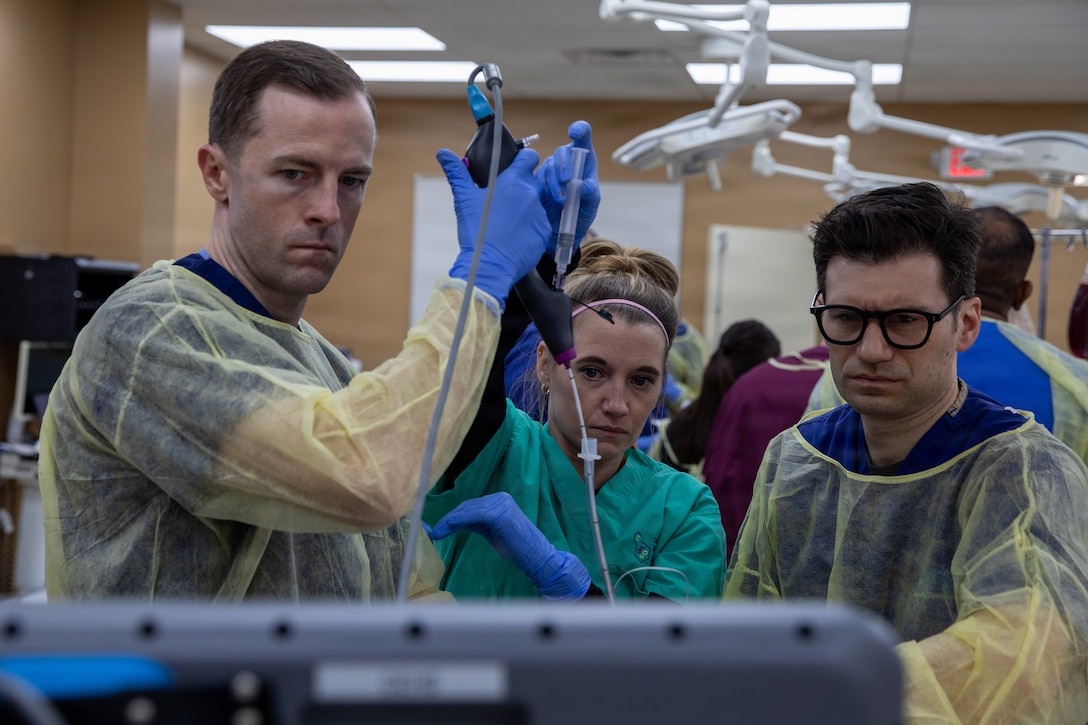 Beyond the textbook: Cadaver lab builds strategic confidence for Army medicine