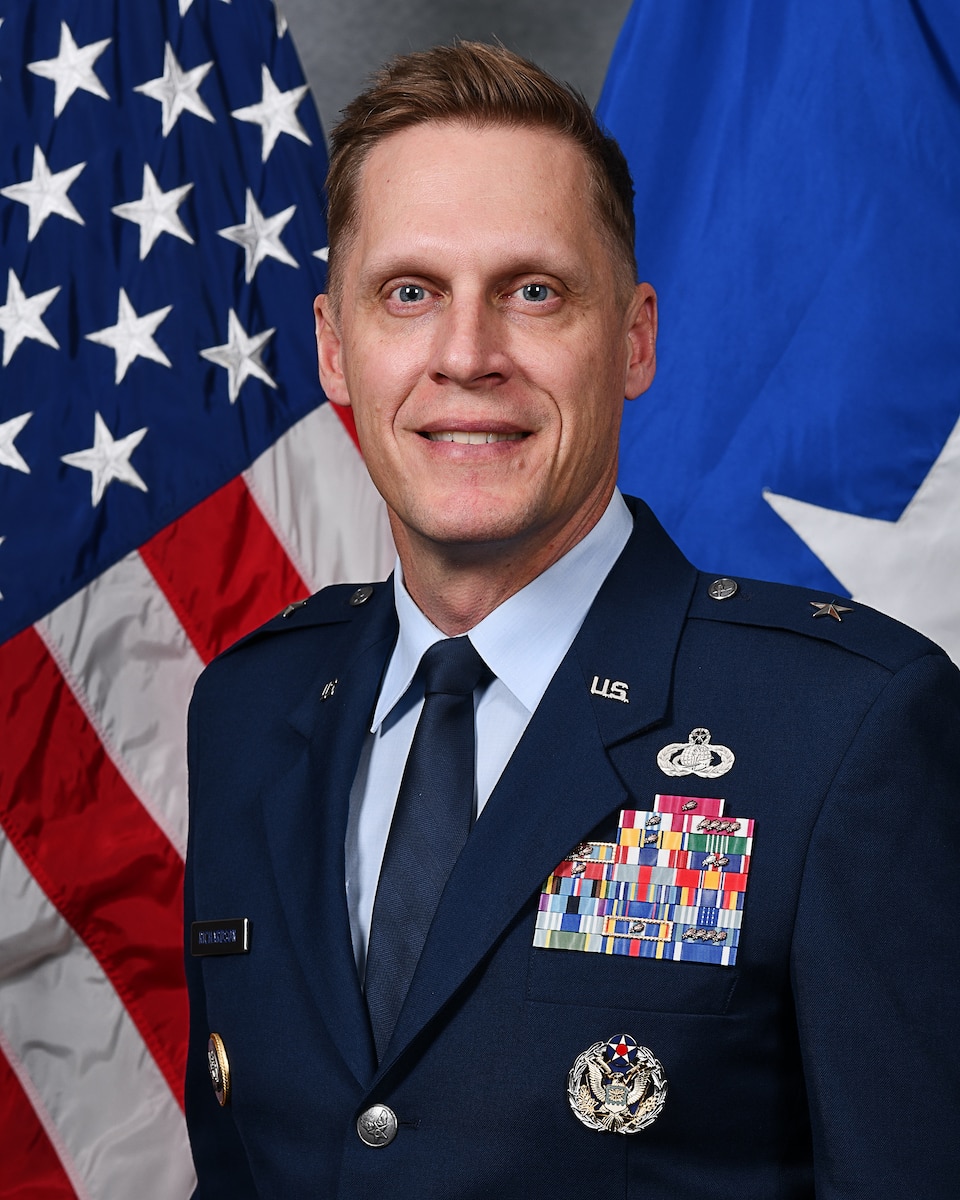 This is the official portrait of Brig. Gen. Ryan Richardson.
