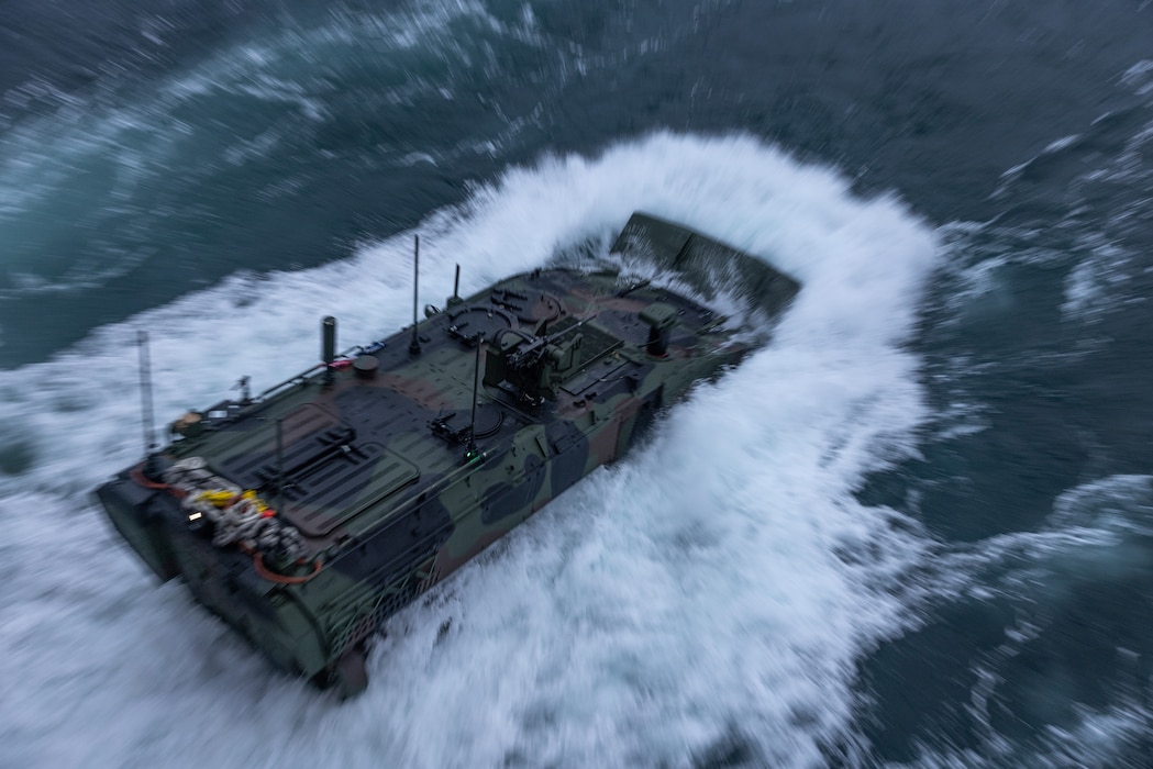 2nd Assault Amphibian Battalion Completes Final ACV Naval Integration Exercise
