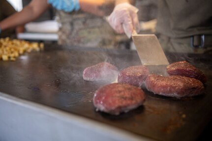 Members of Echo Company, 700th Brigade Support Battalion prepare steaks and potatoes during the third annual Oklahoma Army National Guard Culinary Excellence Competition in Norman, Oklahoma, Feb. 8, 2026. This year’s OKARNG CEC hosted five teams from the 45th Infantry Brigade Combat Team and 90th Troop Command competing to be named the best team in the state. The competition is designed to recognize outstanding OKARNG cooks. (Oklahoma National Guard photo by Staff Sgt. Anthony Jones)