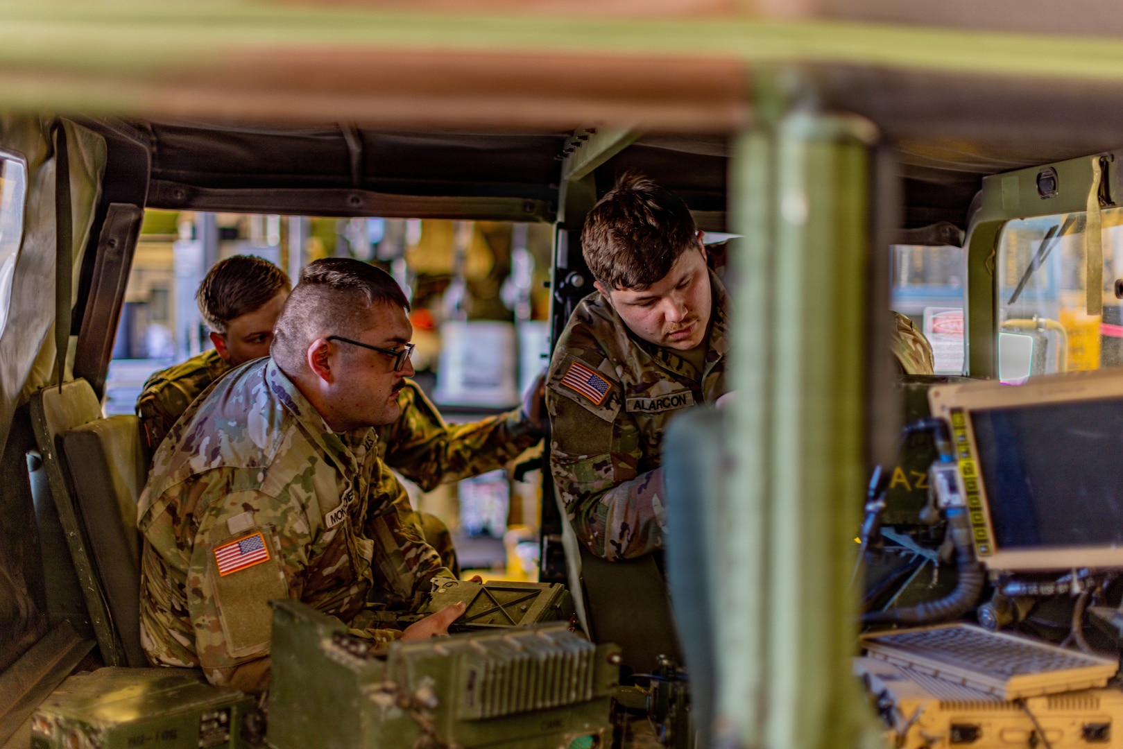 Soldiers from the Oklahoma Army National Guard’s 120th Forward Support Company set up and tested a radio during the OKARNG’s 2026 Best Mechanic competition at the Combined Support Maintenance Shop in Norman, Oklahoma, Feb. 7, 2026. Guardsmen from across the state took part in a series of stations designed to test their skills in diagnostics, technical proficiency, including electrical circuits, measuring and inspection, and the use of the Army’s maintenance management system. (Oklahoma National Guard photo by Sgt. Haden Tolbert)