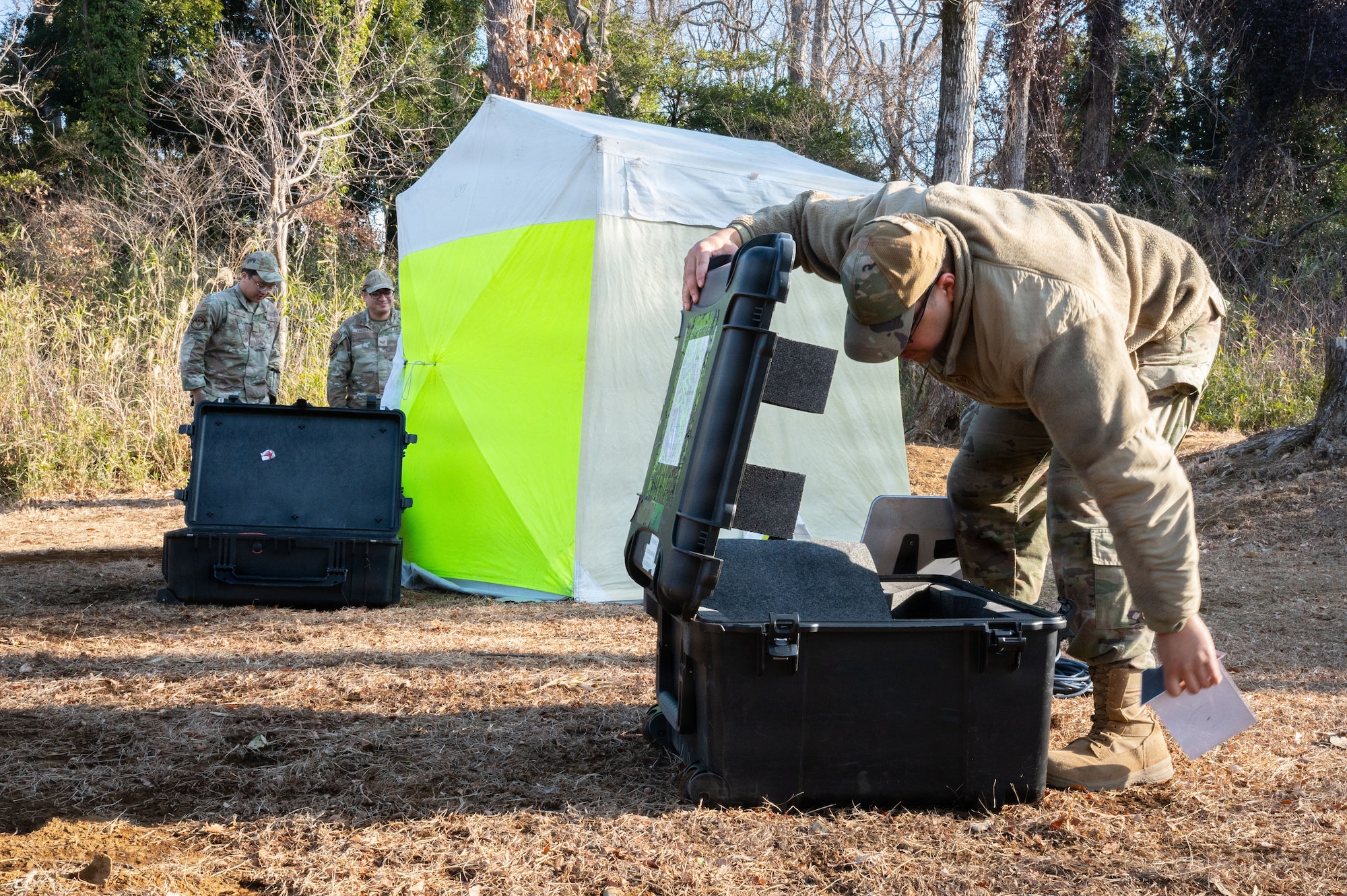 Airmen up communications equipment
