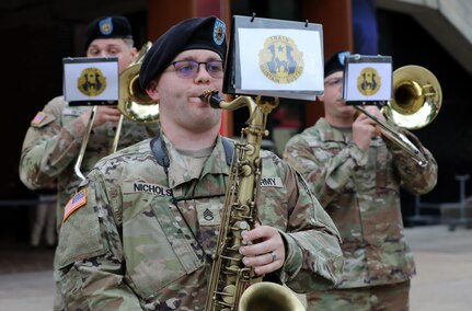 Army Reserve Band performs at the Grand Ole Opry
