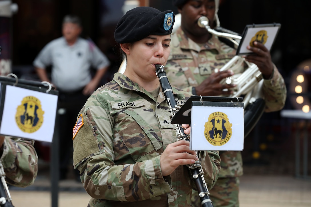Army Reserve Band performs at the Grand Ole Opry