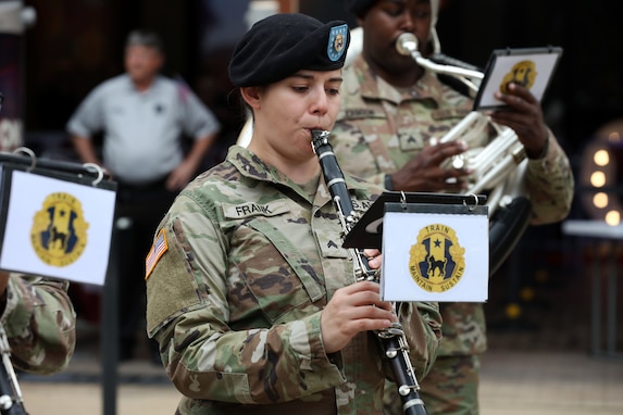 Army Reserve Band performs at the Grand Ole Opry