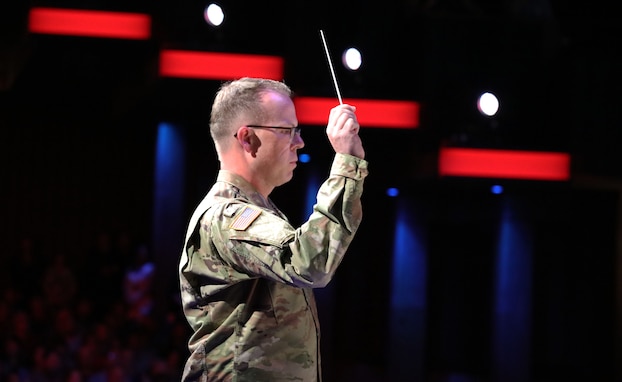 Army Reserve Band performs at the Grand Ole Opry