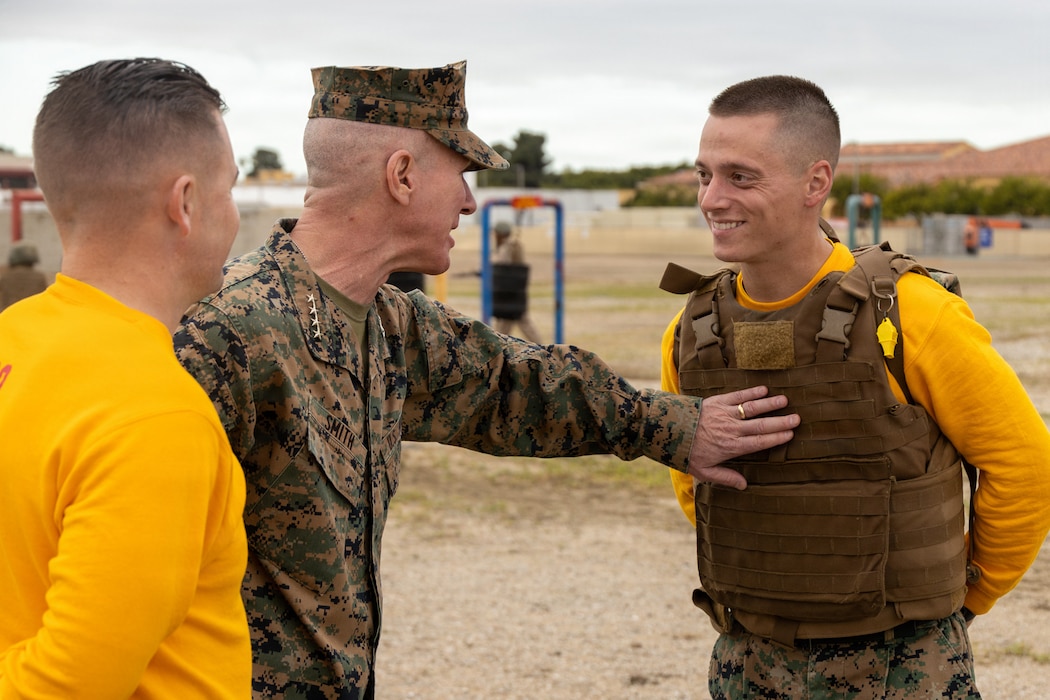 The 39th Commandant of the Marine Corps Visits MCRD San Diego