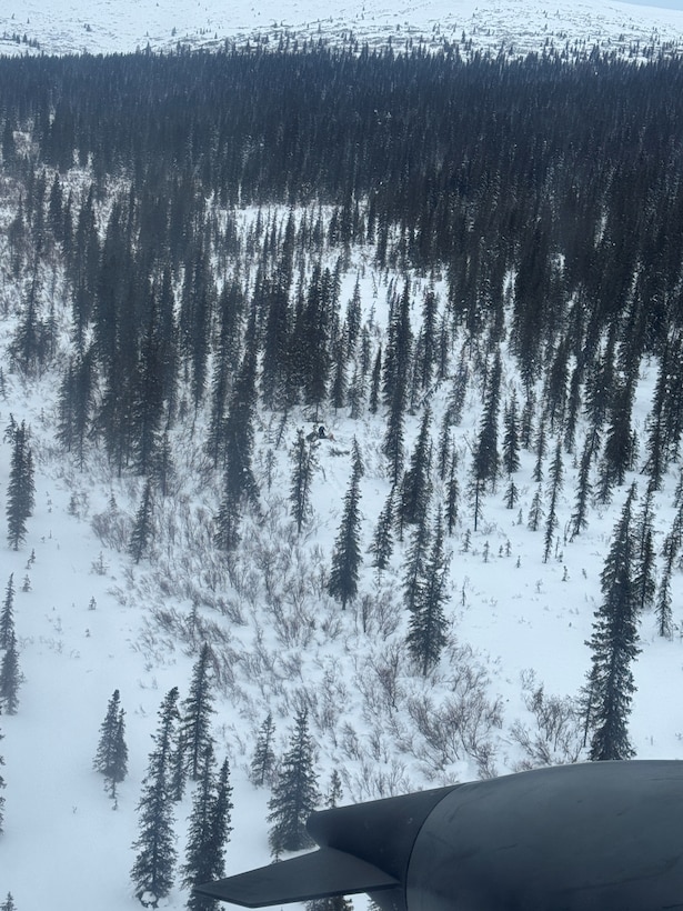 An Alaska Army National Guard aircrew assigned to Bethel conduct a search and rescue mission to locate and extract an overdue snowmachiner during a mission coordinated through the Alaska Rescue Coordination Center in Western Alaska, Feb. 16, 2026.