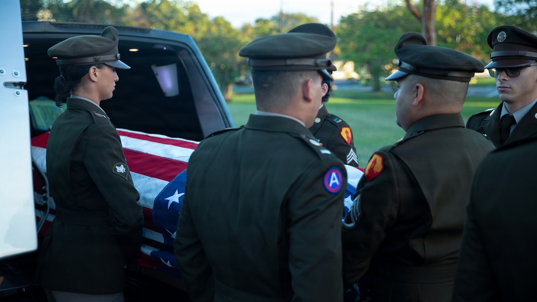 1st Mission Support Command honors former commanding general Maj. Gen. Felix A. Santoni at funeral service