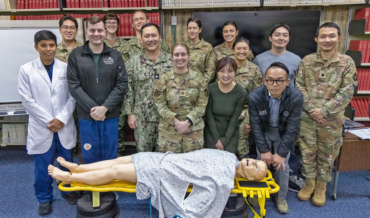 USNH Yokosuka Strengthens Theater Medical Readiness with ATLS Certification Course