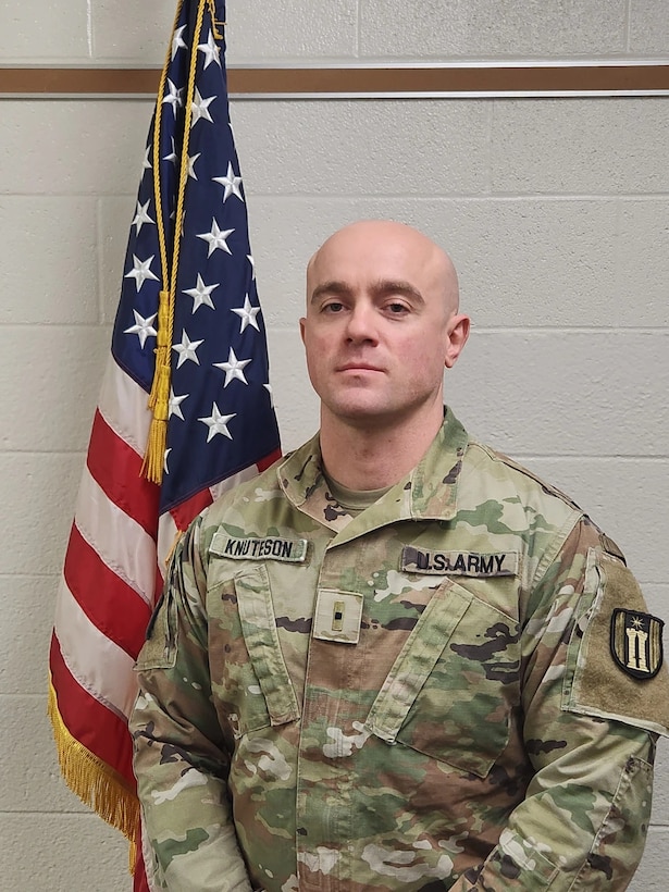 Warrant Officer Profile: WO1 Cameron Knuteson's journey as a construction engineer and electrician