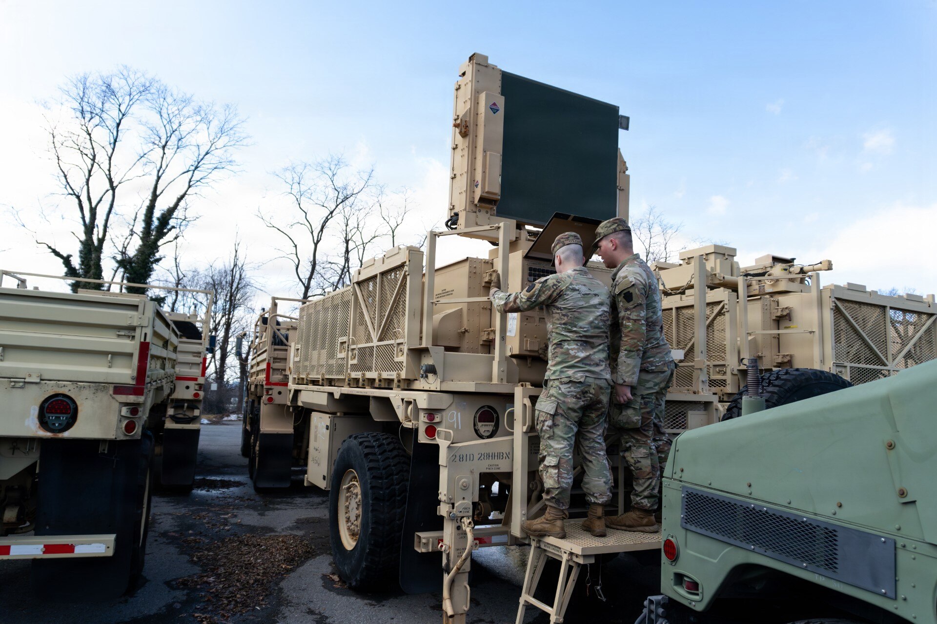 Air defense battle management system operators conduct routine maintenance on AN/MPQ-64 Sentinel radar system at Harrisburg Military Post, Pennsylvania, Feb. 21, 2026. (U.S. Army photo by Sgt. Tristan Murry)