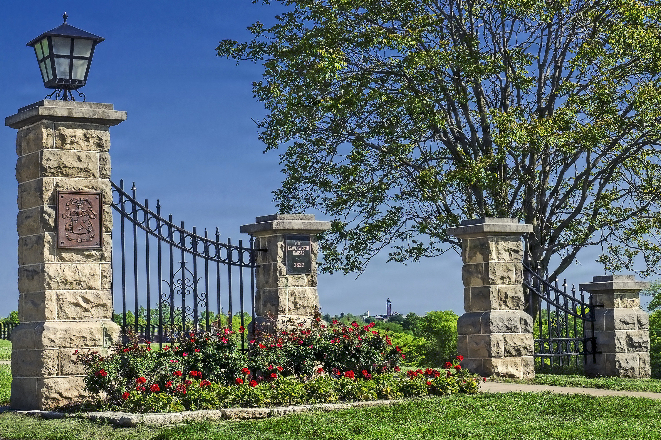 Fort Leavenworth gate