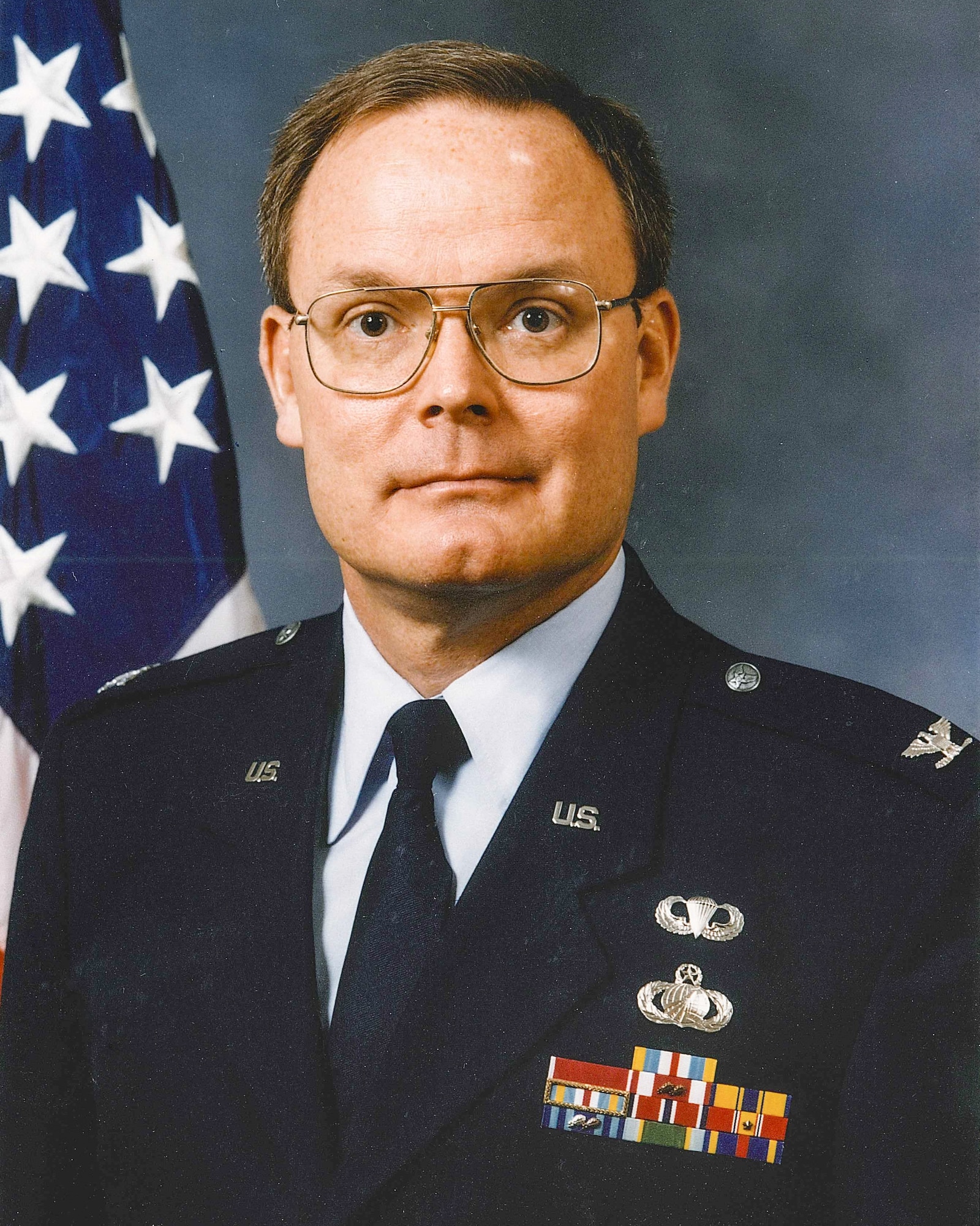 Retired Air Force Col. Michael Heil passed away on Feb. 9, 2026, at the age of 72. Heil served as commander of Arnold Engineering Development Complex from 1998 to 2001. (U.S. Air Force photo)