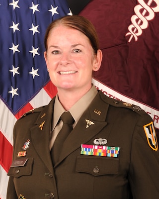 COL Brianna Perata, WRAIR CDR