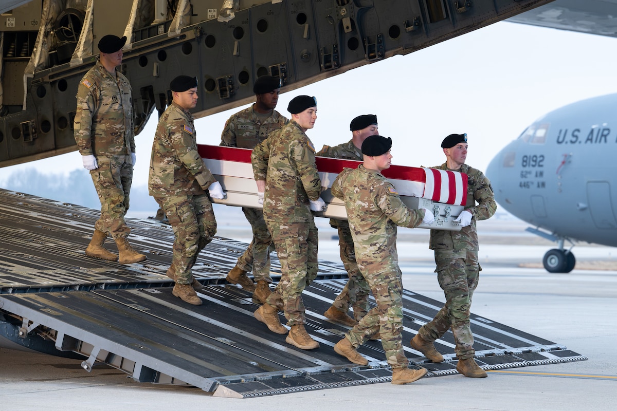 Army Sgt. 1st Class Mark Henderson Jr. honored in dignified transfer Jan. 6