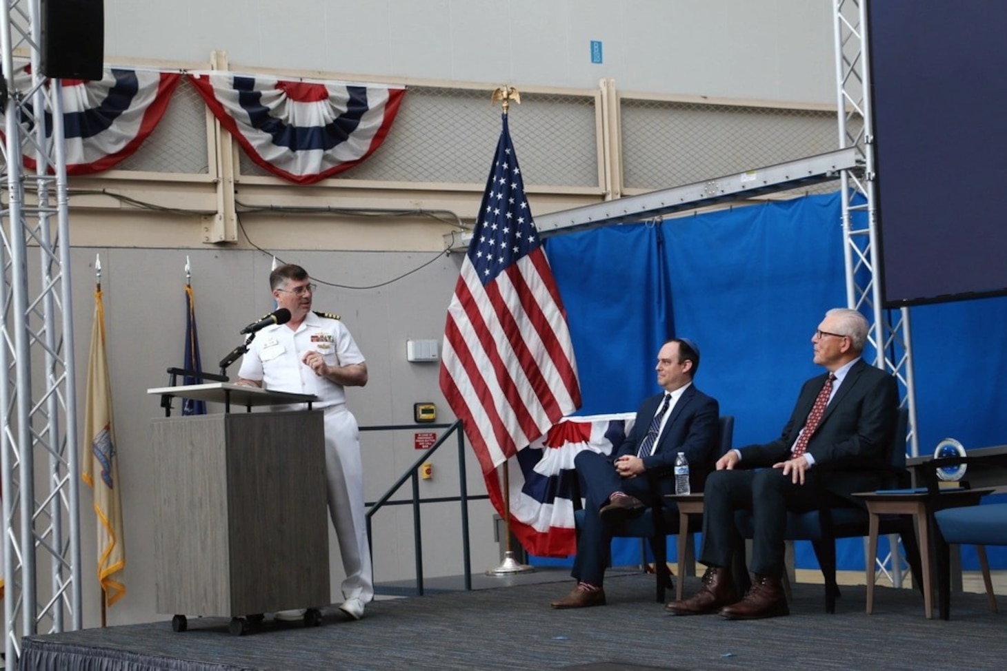 Undersea Communications and Integration Program Office Holds Change of Command Ceremony