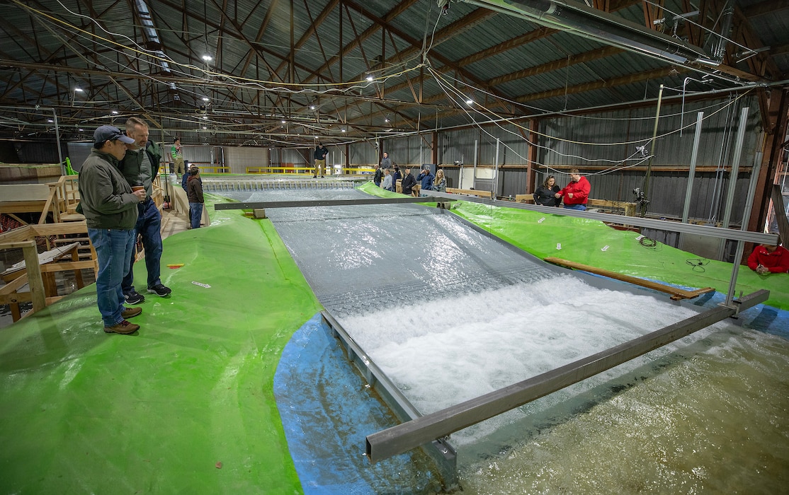 Photo of Garrison Dam Spillway Modficiation workshop