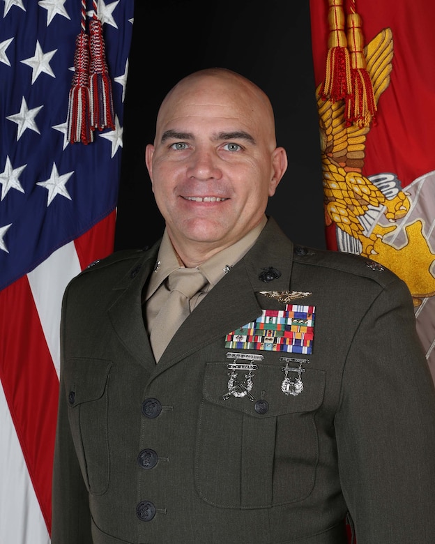 Headquarters and Headquarters Squadron Commanding Officer photo