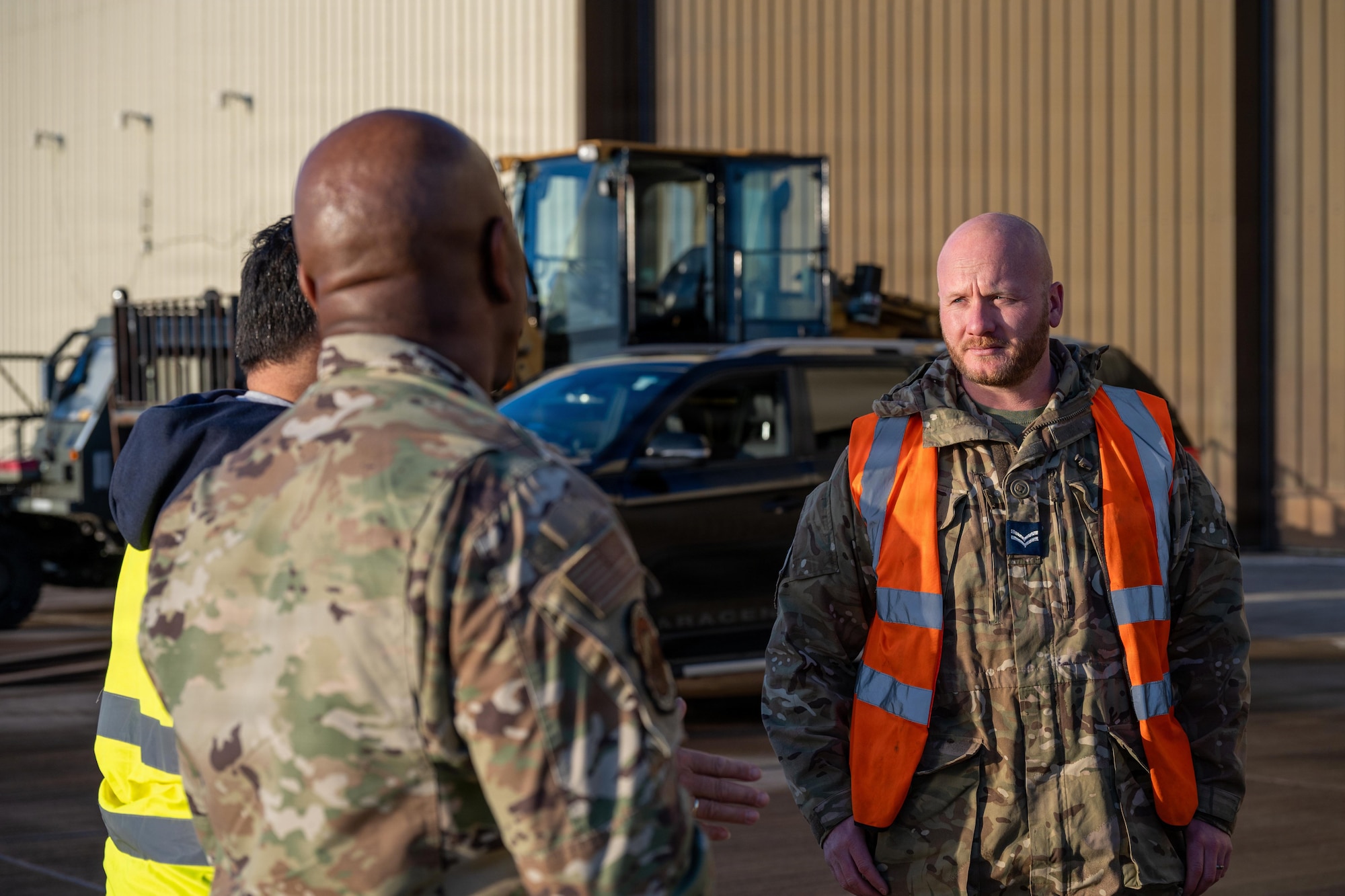 U.S. Air Force and Royal Air Force airmen coordinate ground operations