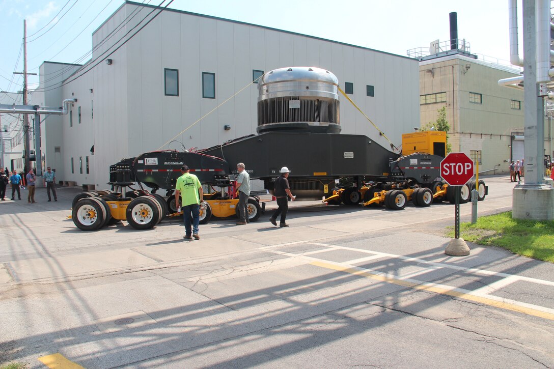 As part of the MARF Defueling Layup Availability (DLA) Project at the Kenneth A. Kesselring Site (KSO), West Milton, New York, Norfolk Naval Shipyard workers, Lucia Specialized Hauling of VA, Inc., New York State Police and other agencies partnered to transport a loaded spent fuel shipping container which will be sent to Idaho National Laboratory, Idaho Falls, Idaho for extensive testing.