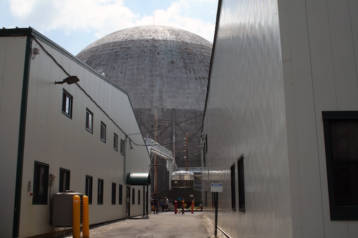 As part of the MARF Defueling Layup Availability (DLA) Project at the Kenneth A. Kesselring Site (KSO), West Milton, New York, Norfolk Naval Shipyard workers, Lucia Specialized Hauling of VA, Inc., New York State Police and other agencies partnered to transport a loaded spent fuel shipping container which will be sent to Idaho National Laboratory, Idaho Falls, Idaho for extensive testing.