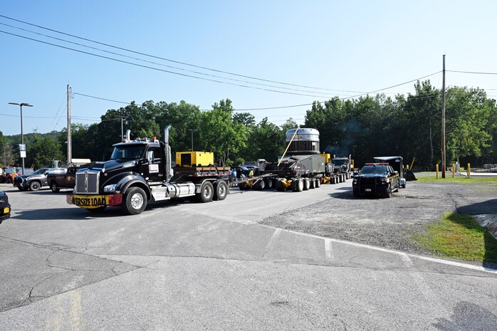 As part of the MARF Defueling Layup Availability (DLA) Project at the Kenneth A. Kesselring Site (KSO), West Milton, New York, Norfolk Naval Shipyard workers, Lucia Specialized Hauling of VA, Inc., New York State Police and other agencies partnered to transport a loaded spent fuel shipping container which will be sent to Idaho National Laboratory, Idaho Falls, Idaho for extensive testing.