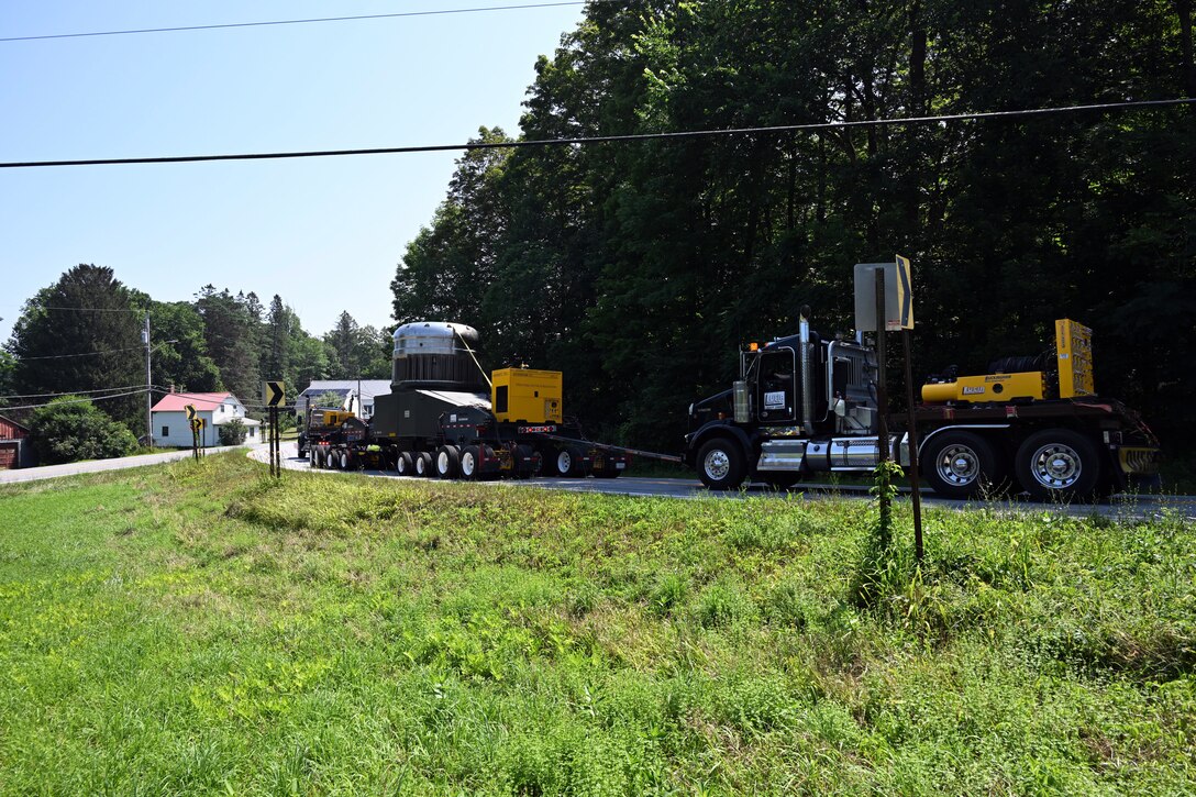 As part of the MARF Defueling Layup Availability (DLA) Project at the Kenneth A. Kesselring Site (KSO), West Milton, New York, Norfolk Naval Shipyard workers, Lucia Specialized Hauling of VA, Inc., New York State Police and other agencies partnered to transport a loaded spent fuel shipping container which will be sent to Idaho National Laboratory, Idaho Falls, Idaho for extensive testing.