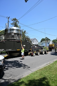 As part of the MARF Defueling Layup Availability (DLA) Project at the Kenneth A. Kesselring Site (KSO), West Milton, New York, Norfolk Naval Shipyard workers, Lucia Specialized Hauling of VA, Inc., New York State Police and other agencies partnered to transport a loaded spent fuel shipping container which will be sent to Idaho National Laboratory, Idaho Falls, Idaho for extensive testing.
