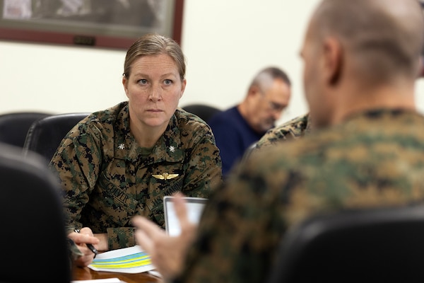 Marine Forces Reserve Leaders Tour Blount Island to Expand Indo-Pacific Support