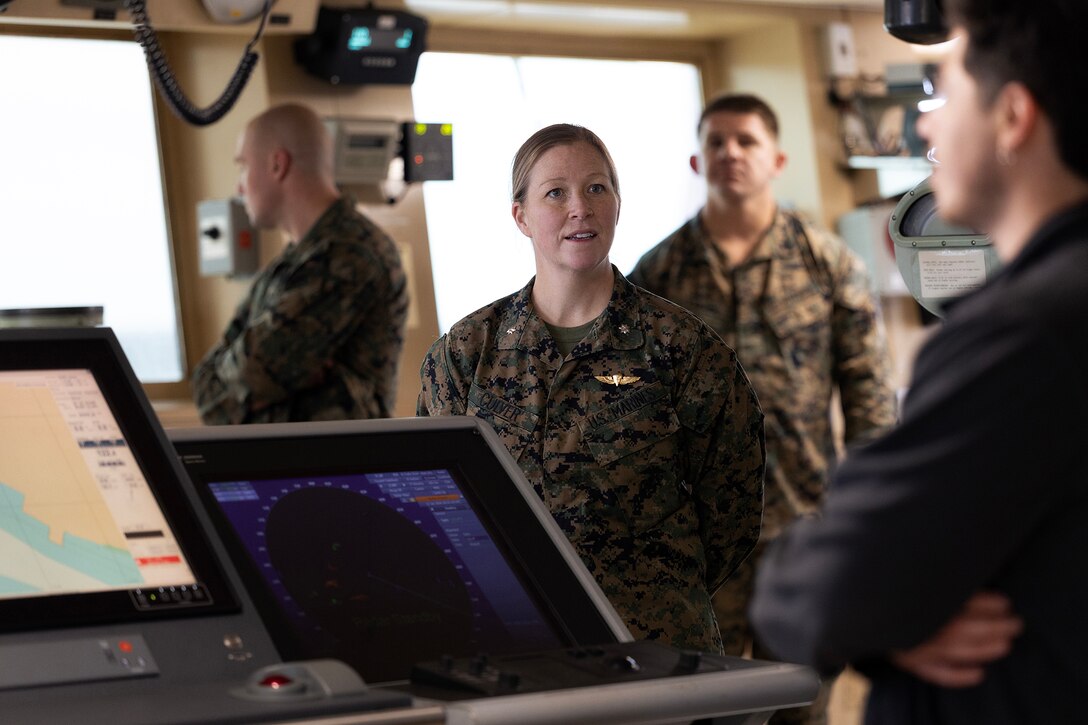 Marine Forces Reserve Leaders Tour Blount Island to Expand Indo-Pacific Support