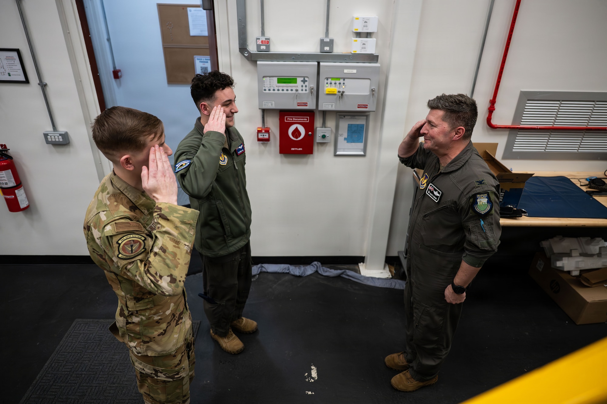 The day in the life immersion
provided leadership firsthand insight into the training and responsibilities required to execute
aerial refueling operations of the 100th ARW.