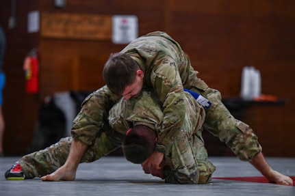 Pennsylvania National Guard Soldiers and Airmen compete at the inaugural Keystone Combatives Tournament at Fort Indiantown Gap, Pa., Jan. 10, 2026. Thirty-nine service members tested their hand-to-hand combat skills in the state’s first modern Army Combatives tournament. (U.S. Army National Guard photo by Staff Sgt. Kelly Boyer)