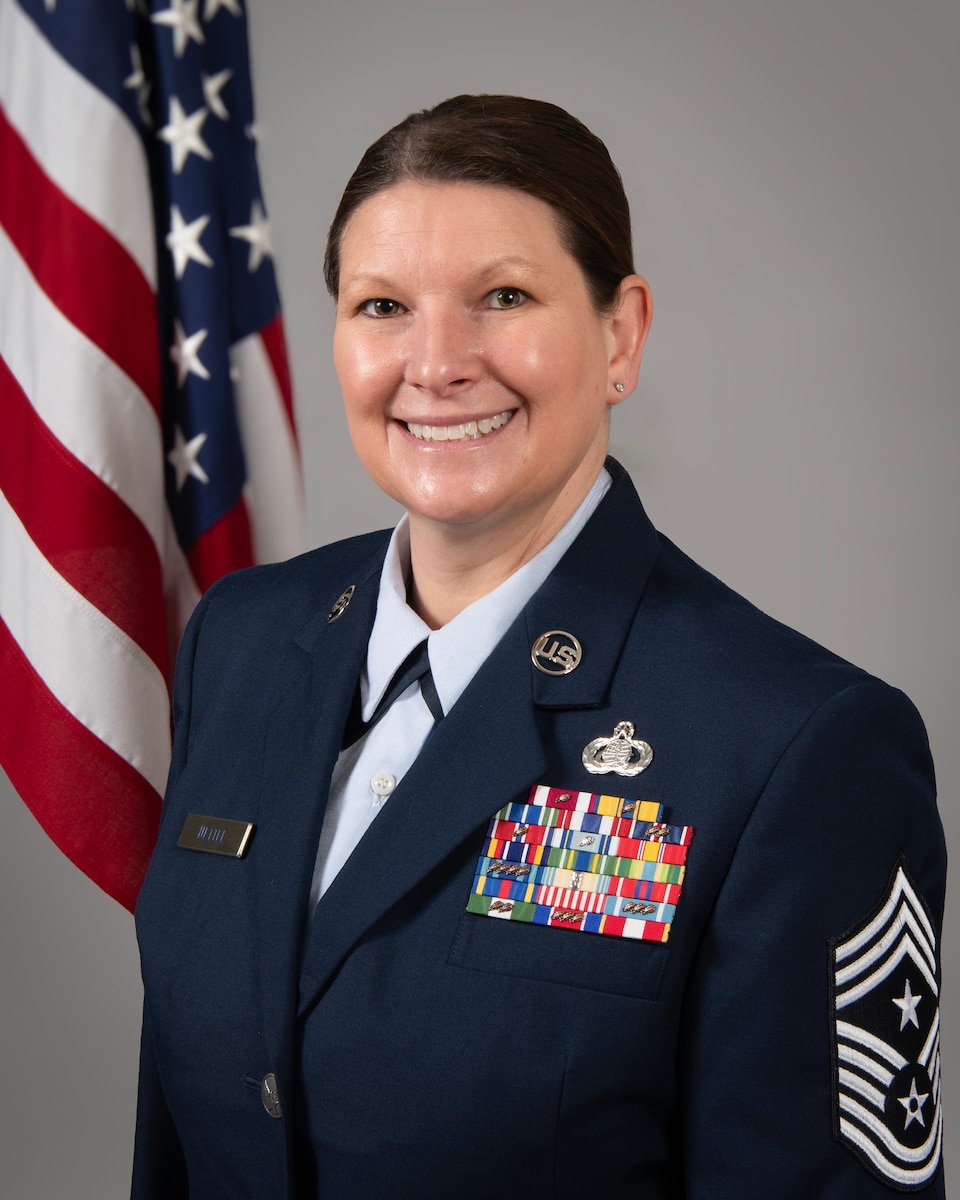 Official Biography Photo of 179th Cyberspace Wing Command Chief Master Sgt. Kari L. Nettle