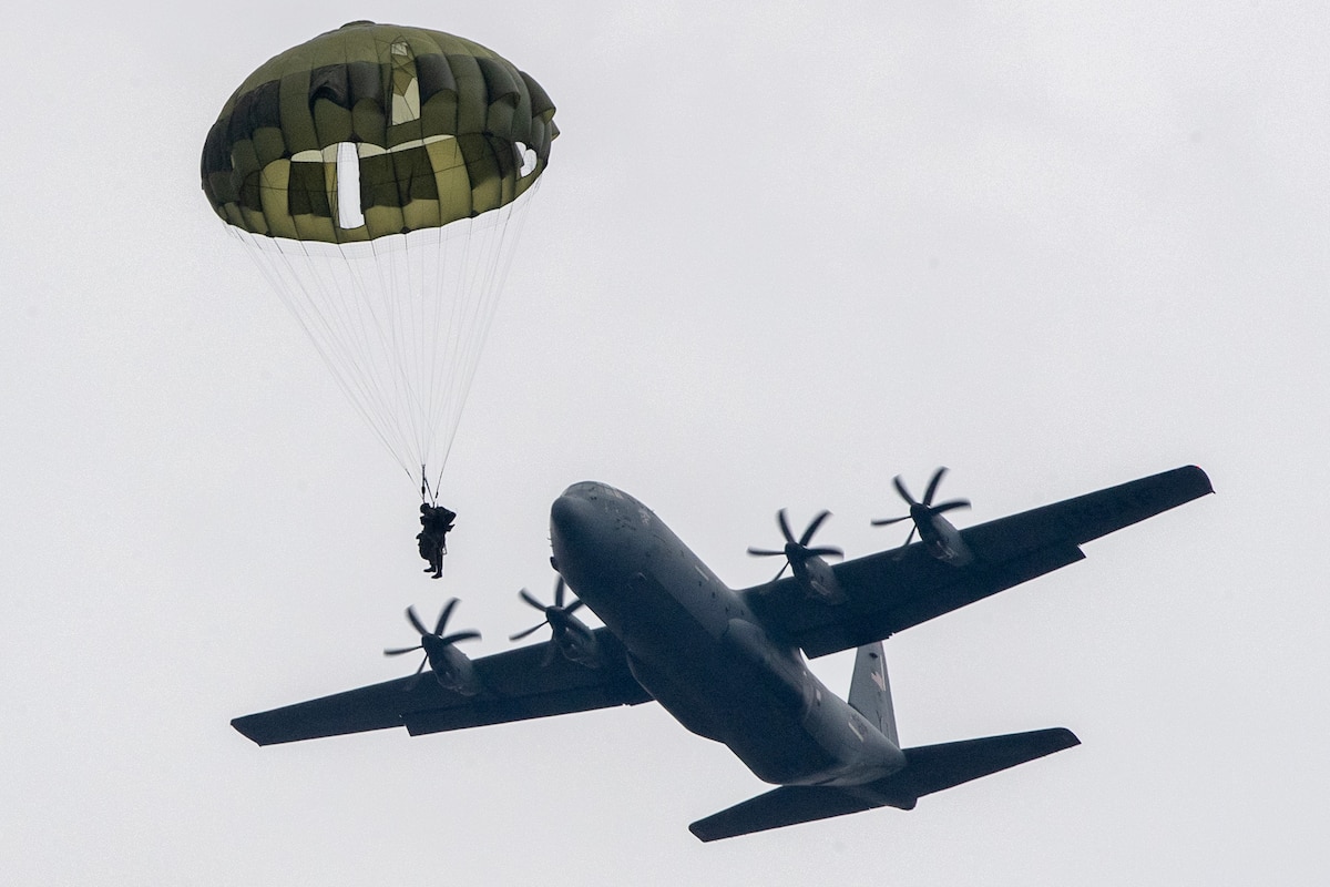 Yokota supports first JGSDF-hosted multinational airborne exercise
