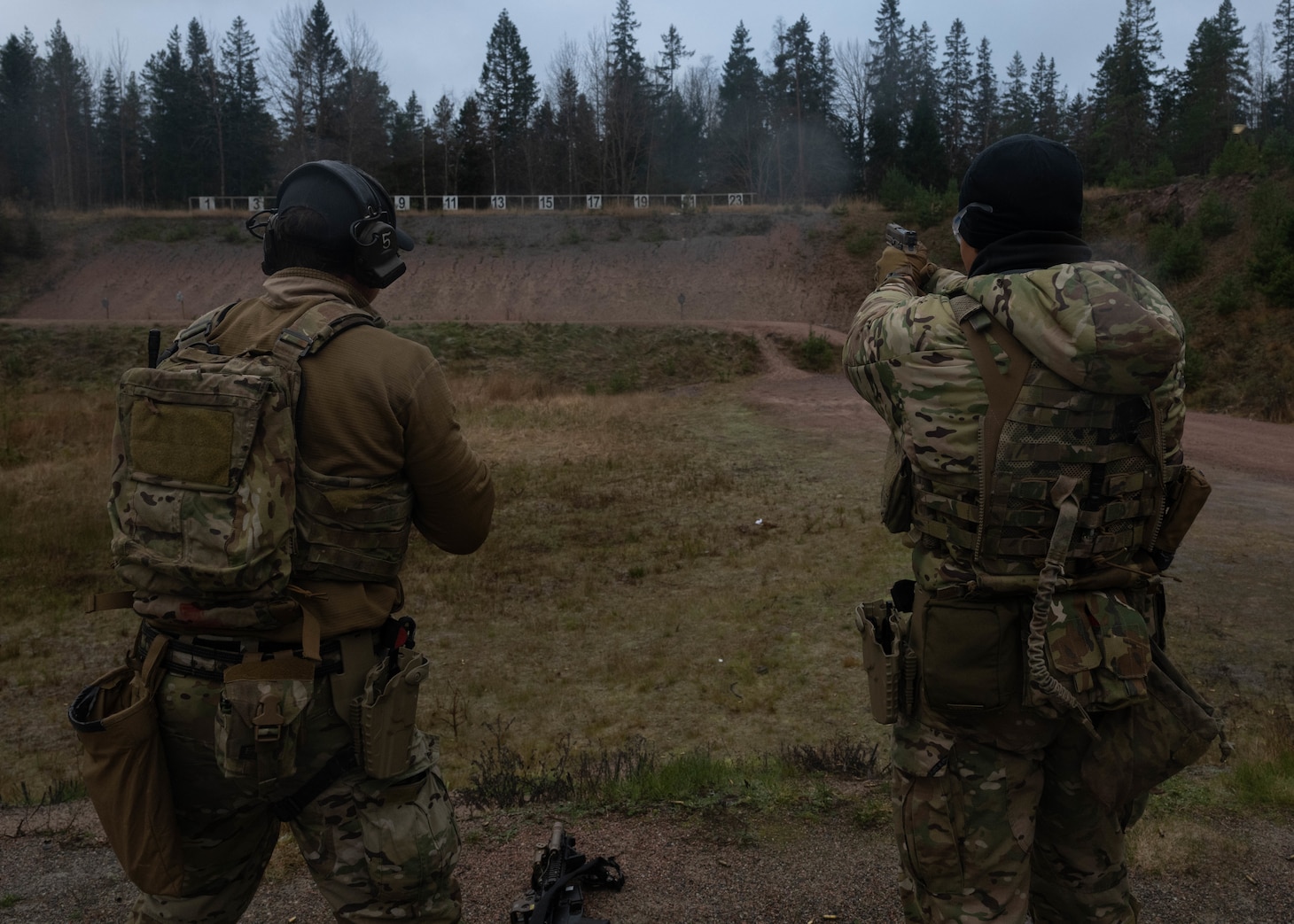 U.S. Navy EOD technicians participate in a live-fire exercise in Finland during Freezing Winds 25 on November 25, 2025.