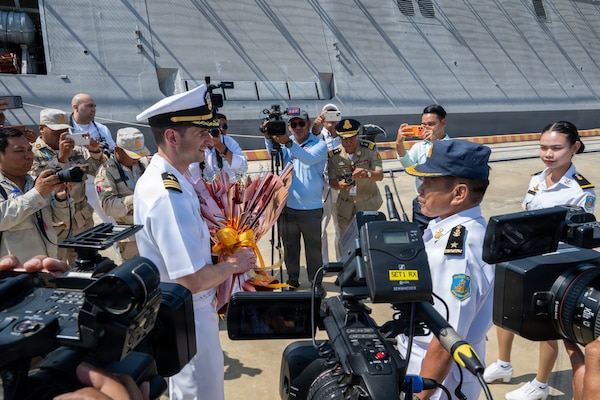 A Royal Cambodian Navy Delegation welcomes Independence-Variant littoral combat ship USS Cincinnati (LCS 20) to Ream Naval Base, Cambodia, Jan. 24.