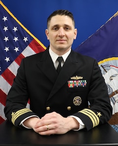 Cmdr. Elan Rotklein