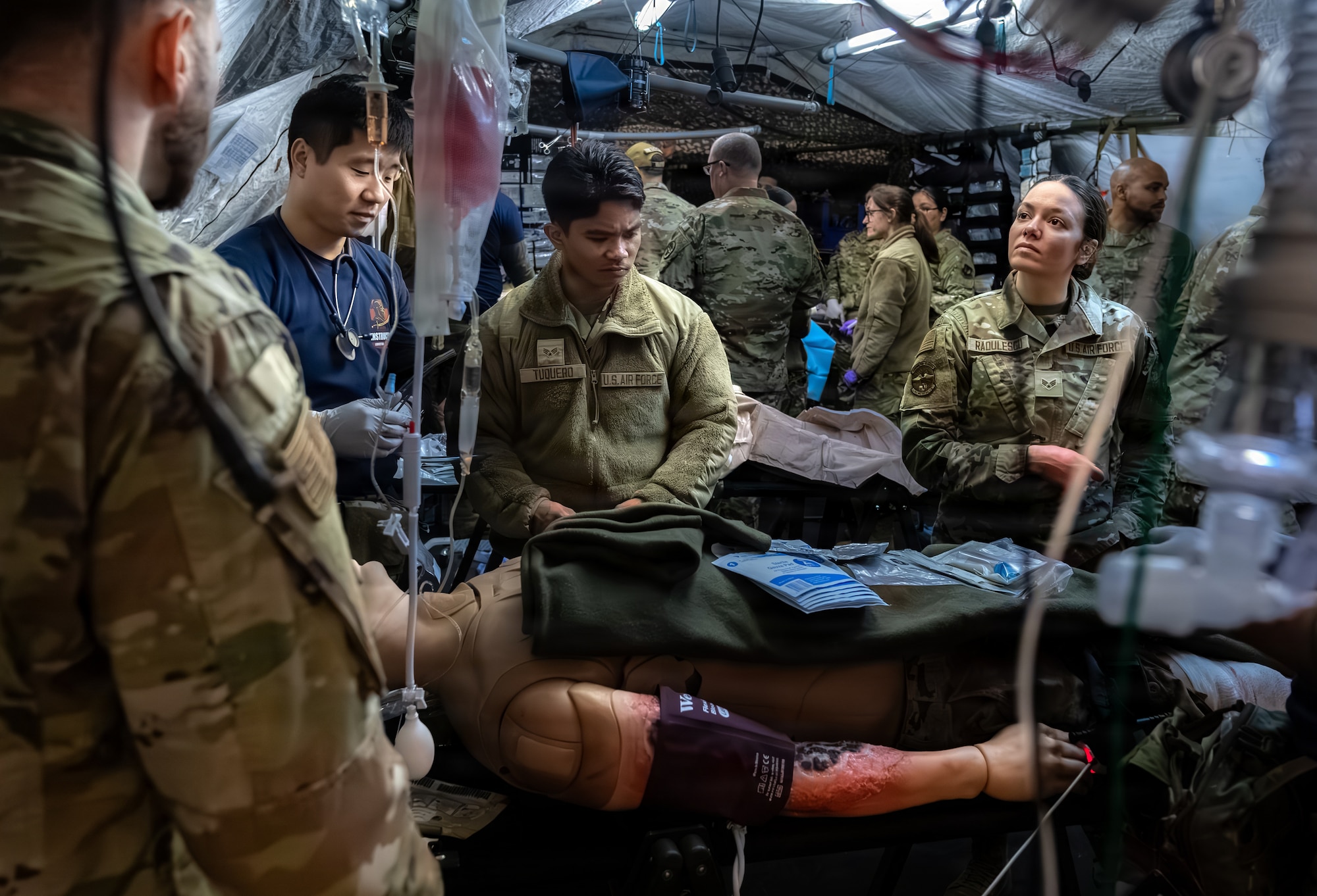 Cadre observed U.S. Service members working together to simulate patient care during Survive, Adapt and Battlefield Readiness exercise at Landstuhl Regional Medical Center, Germany, Jan. 22, 2026.