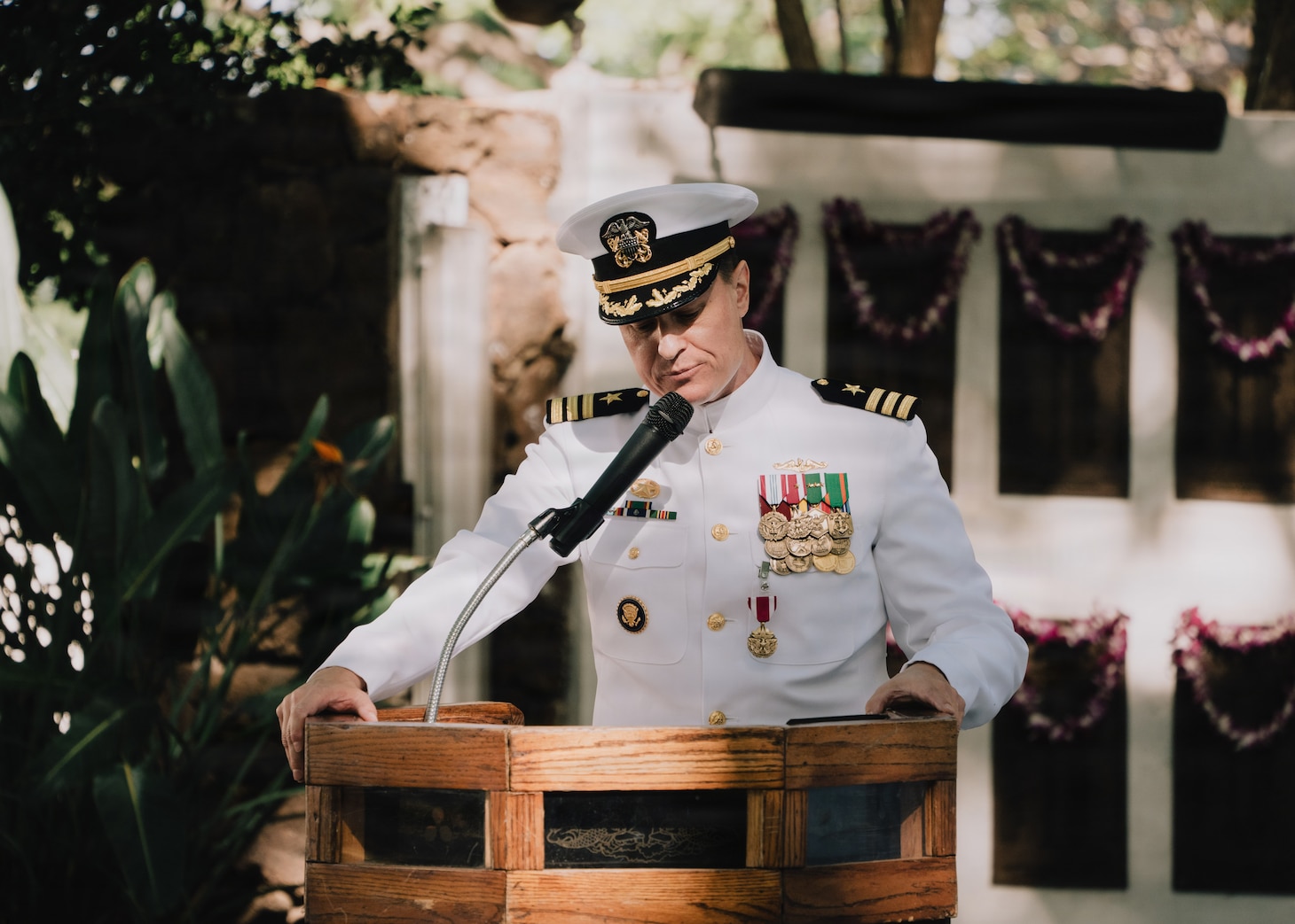 JOINT BASE PEARL HARBOR-HICKAM, Hawaii (Jan. 16, 2026) - Cmdr. Johannes Smith, outgoing commanding officer of the Virginia-class fast-attack submarine USS Illinois (SSN 786), gives remarks during the change of command ceremony for Illinois at the USS Parche Park and Submarine Memorial on Joint Base Pearl Harbor-Hickam, Hawaii, Jan. 16, 2026. Illinois is assigned to Submarine Squadron 1 and is capable of supporting various missions, including anti-submarine warfare, anti-surface ship warfare, strike warfare, special operations forces support, and intelligence, surveillance, and reconnaissance. (U.S. Navy photo by Mass Communication Specialist 2nd Class Nicholas Russell)