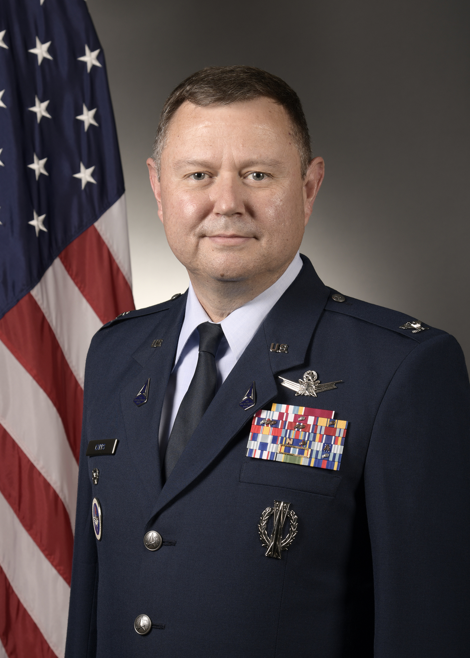 Bio photo of Col. Brian W. Capps