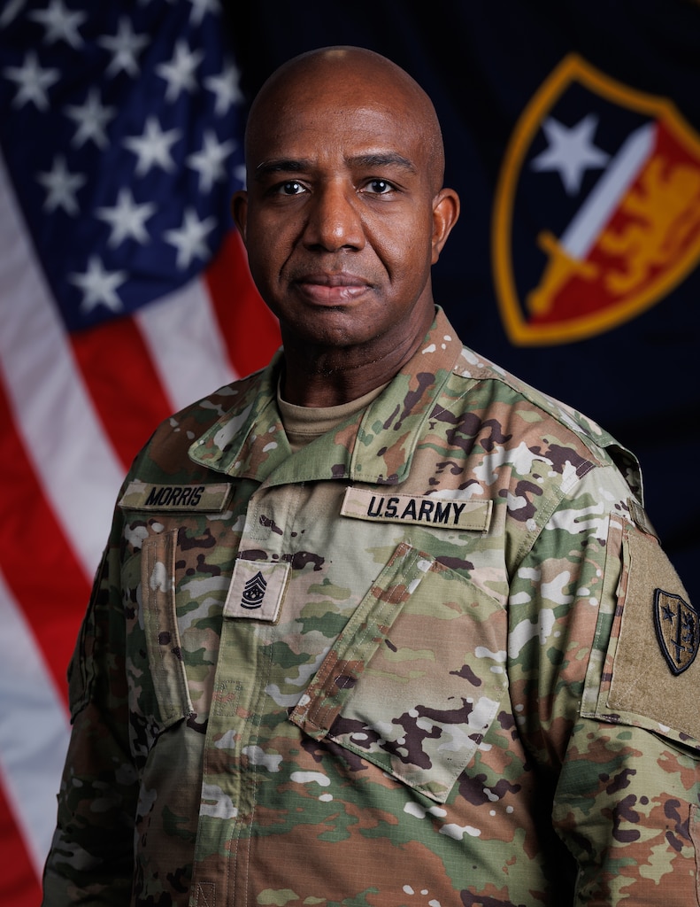 Official photo of CSM James Edward Morris Jr.